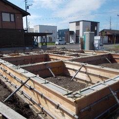 基礎工事のコンクリート打設完了！