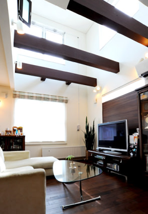 家族の声に包まれる家 リビング