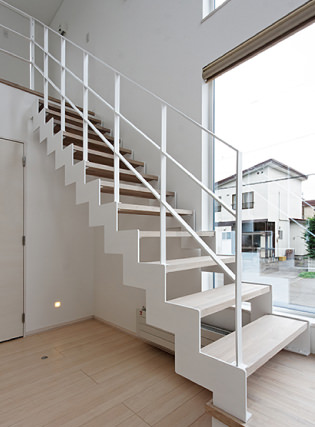 やさしい家Ⅳ 階段